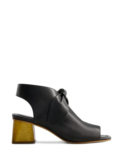 Bernardo Lizzie Leather Sandals In Black