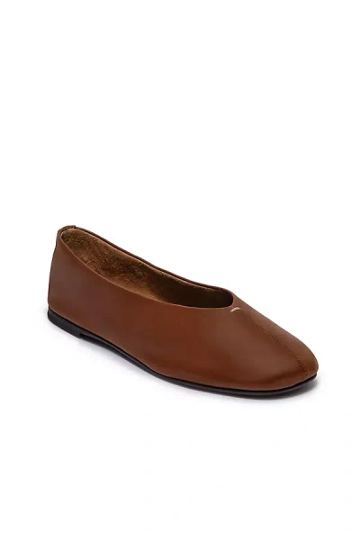 Bernardo Meredith Glove Ballet Flats In Brown