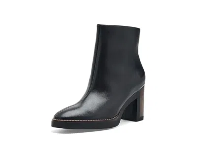 Bernardo Nara Women's Boots Black: 6 M, Leather