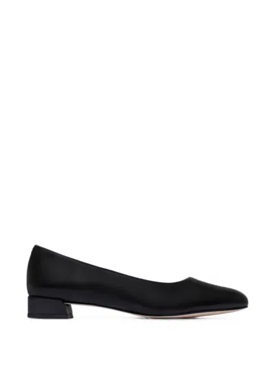 Bernardo Nero Seam-detail Pumps In Black