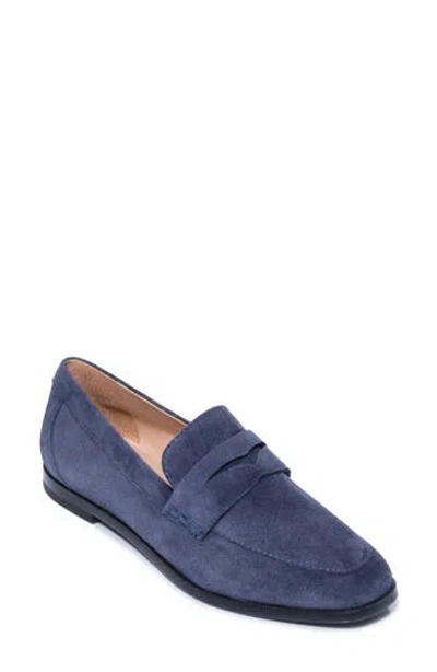 Bernardo Studio Flexible Leather Loafer In Navy