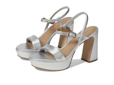 Bernardo Ventura Women's Silver Leather Platform Strappy Sandals Ver672