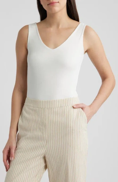 Bernardo V-neck Bodysuit In White