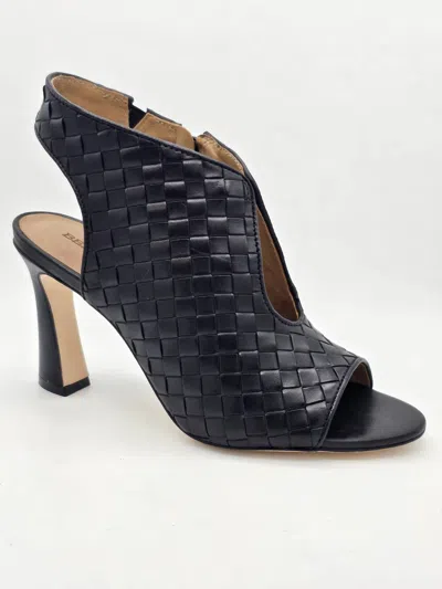 Bernardo Women Leonora Sandal In Black