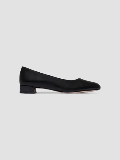 Bernardo Women's Nero Ballet Flats In Black