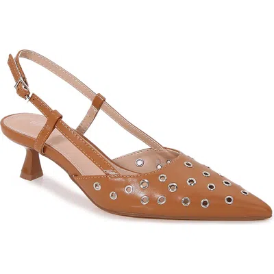 Berness Adeline Grommet Pointed Toe Slingback Pump In Camel