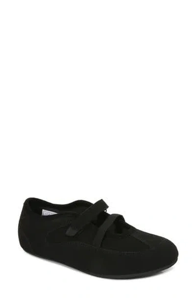 Berness Benny Ballerina Sneaker In Black