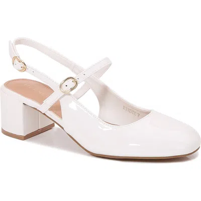 Berness Birdie Slingback Pump In White