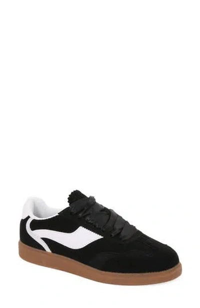 Berness Corduroy Lace Up Sneaker In Black