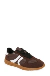 Berness Curve Stripe Sneaker In Burgundy