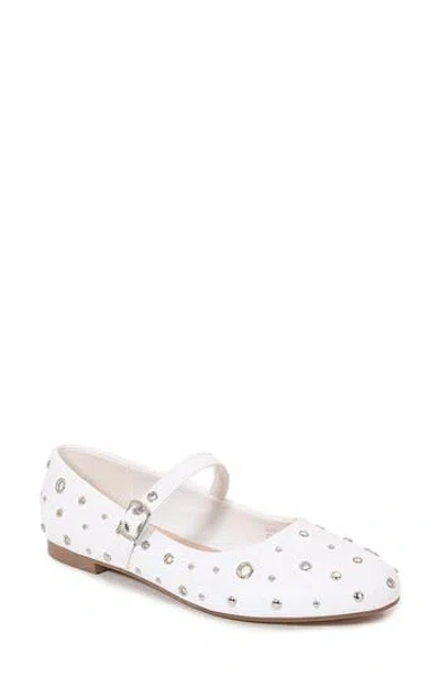 Berness Felicity Grommet Mary Jane Flat In White