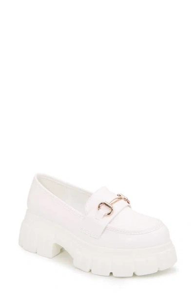 Berness Hummer Lug Sole Loafer In White
