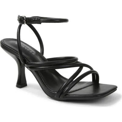 Berness Jamie Strappy Sandal In Black