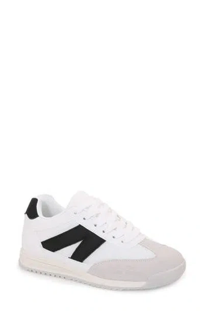 Berness Leena Bike Toe Wedge Sneaker In White