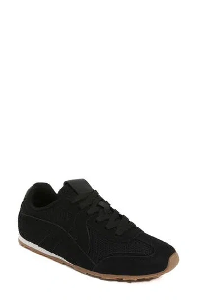 Berness Lia Sneaker In Black