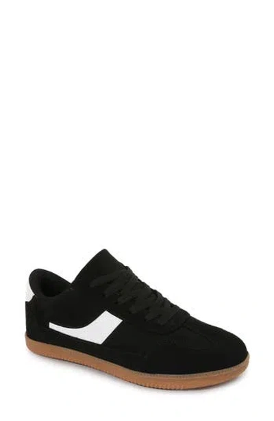 Berness Lily Gum Sole Sneaker In Black