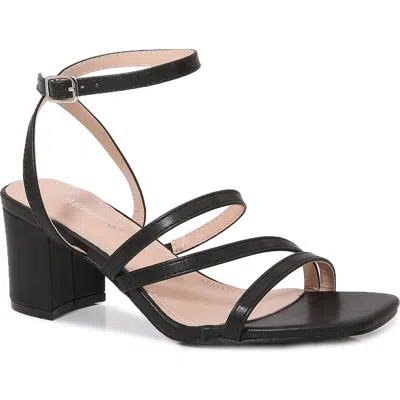 Berness Lotus Sandal In Black