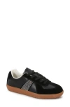 Berness Love Low Top Sneaker In Black