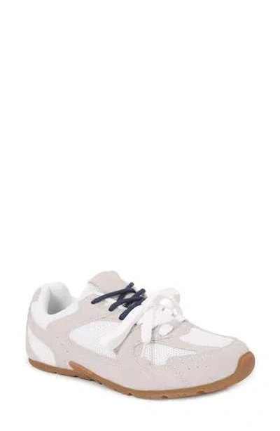 Berness Lula Double Lace Sneaker In White