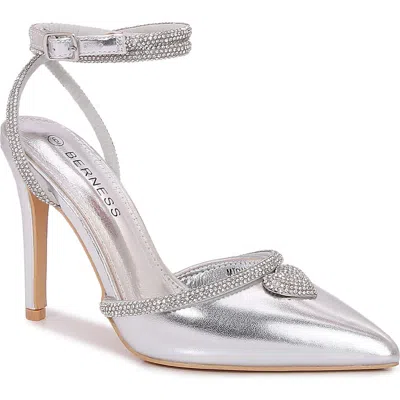 Berness Miranda Embellished Pump In Silver