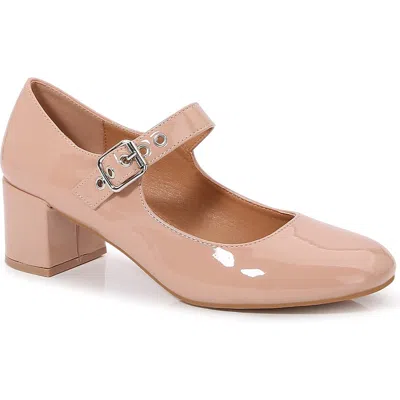 Berness Orla Patent Mary Jane Pump In Beige