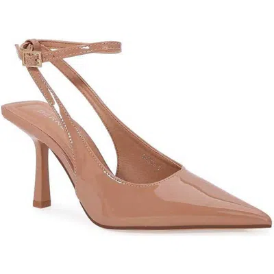 Berness Pointed Toe Pump In Brown