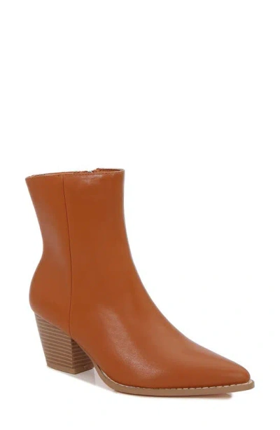 Berness Tallulah Boot In Camel