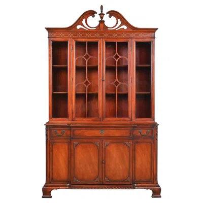 Pre-owned Bernhardt Georgian Carved Mahogany Breakfront Bookcase Cabinet In Brown