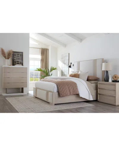 Bernhardt Solaria 3pc Bedroom Set (queen Bed, Chest & Nightstand) In Transparent