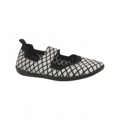 Bernie Mev Women's Cuddly X Flat Shoes In Black/white In Multi