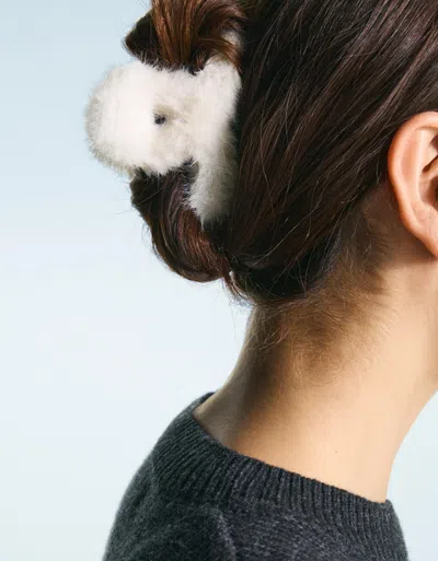 Bershka 2-pack Of Faux Fur Hair Clips In White