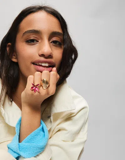Bershka 3-pack Of Flower Rings In Gold