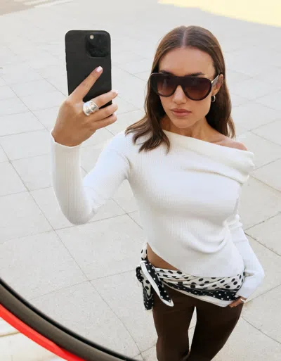 Bershka Asymmetric Gathered Sweater In White