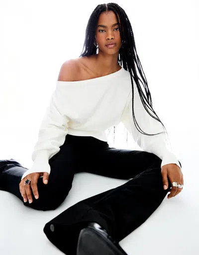 Bershka Asymmetric Sweater With Ribbed Hem In White