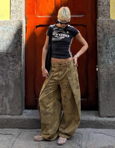 Bershka Balloon Fit Printed Trousers In Brown