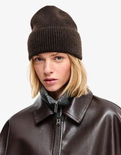 Bershka Basic Beanie In Brown