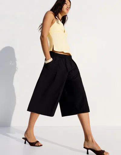 Bershka Bermuda Culottes With Elasticated Waist In Black