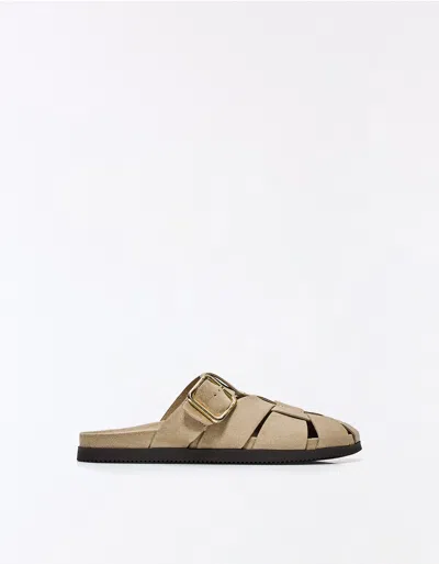 Bershka Cage Clogs In Brown