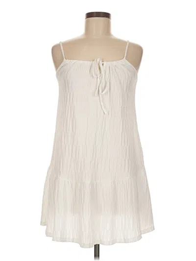Pre-owned Bershka Casual Dress In White