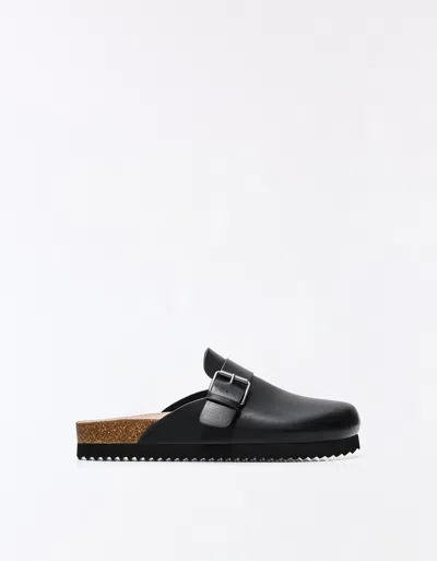 Bershka Clog With Buckle Detail In Black