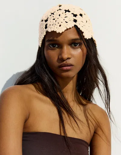 Bershka Knit Skullcap In White