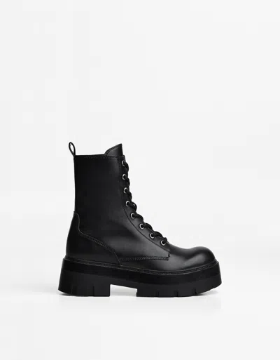Bershka Lace-up Ankle Boots In Black