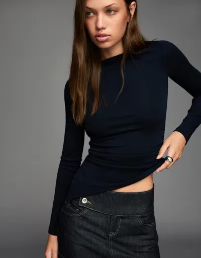 Bershka Long Sleeve Asymmetric T-shirt In Black