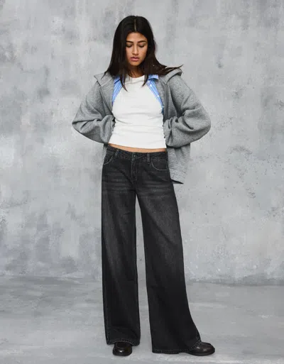 Bershka Low-rise Wide-leg Jeans In Blue