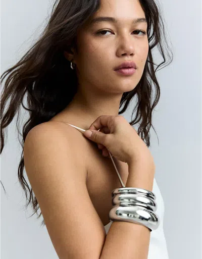 Bershka Pack Of Mixed Size Bracelets In Red