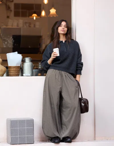 Bershka Poplin Bloomer Trousers In Blue