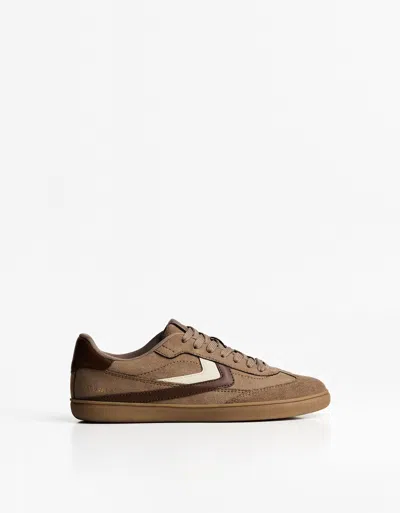 Bershka Retro Sneakers In Brown