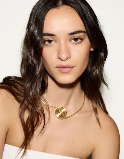 Bershka Rigid Spiral Necklace In Gold