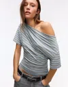 Bershka Short Sleeve Asymmetric Print T-shirt In Blue