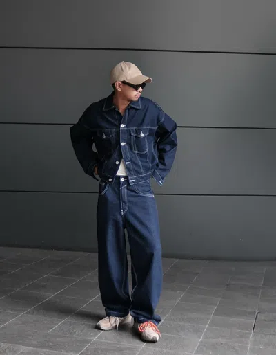 Bershka Super Baggy Jeans In Blue